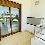 3096 Terrazas De Campoamor 公寓